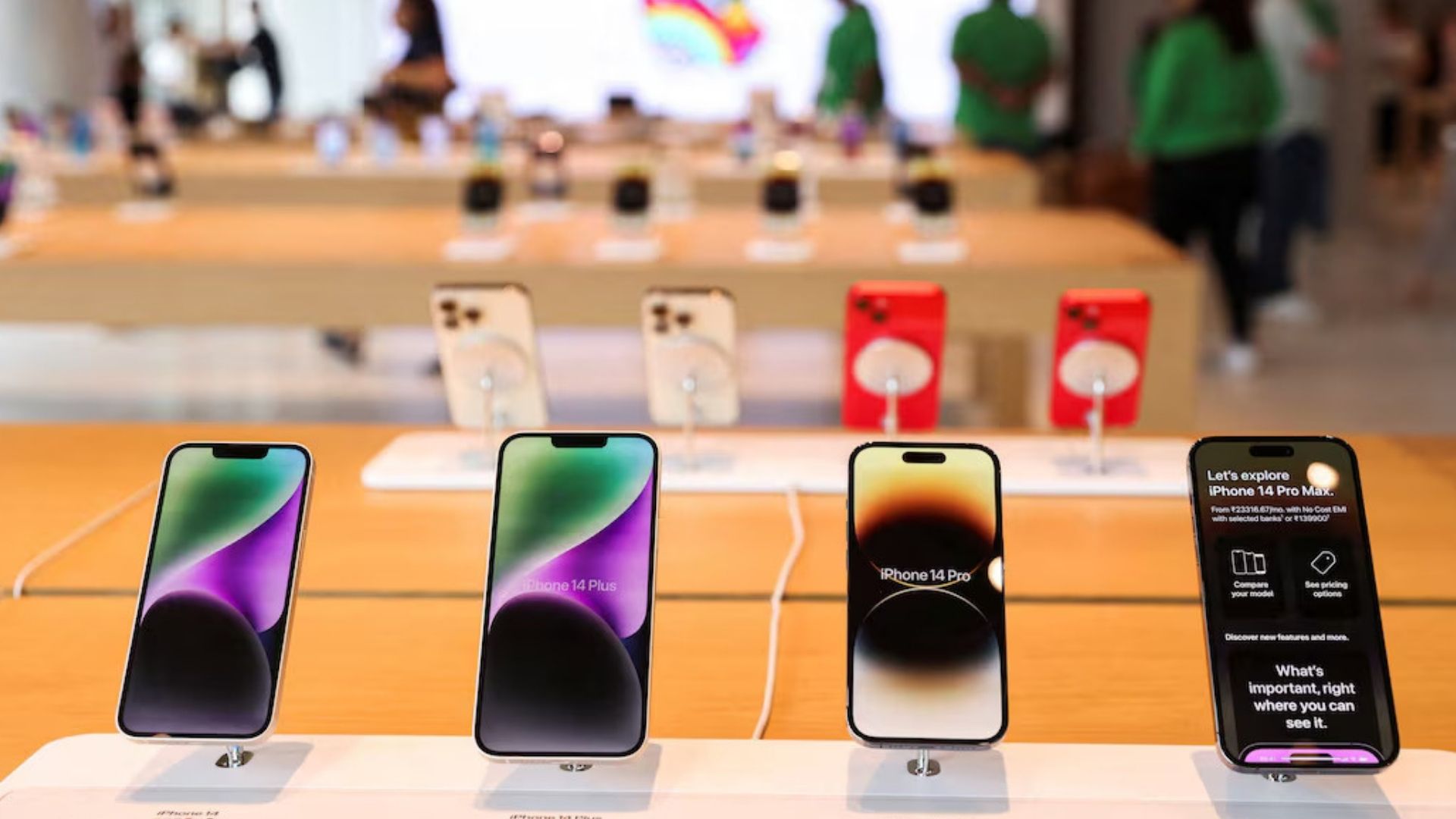 IDC Forecasts 1% Growth in Global Smartphone Market in 2025