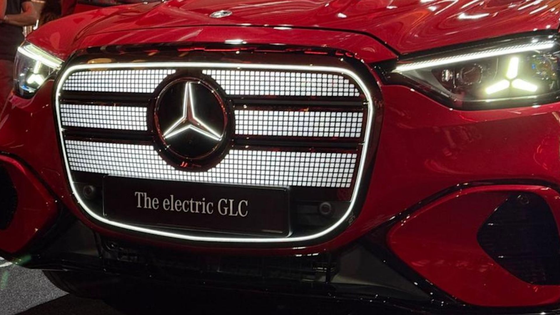New Mercedes-Benz GLC EV Revealed with EQ Technology and 713 km Range